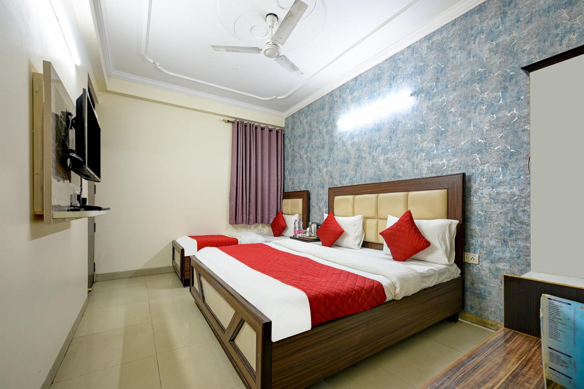 Airport Hotel Mayank Residency New Delhi Extérieur photo