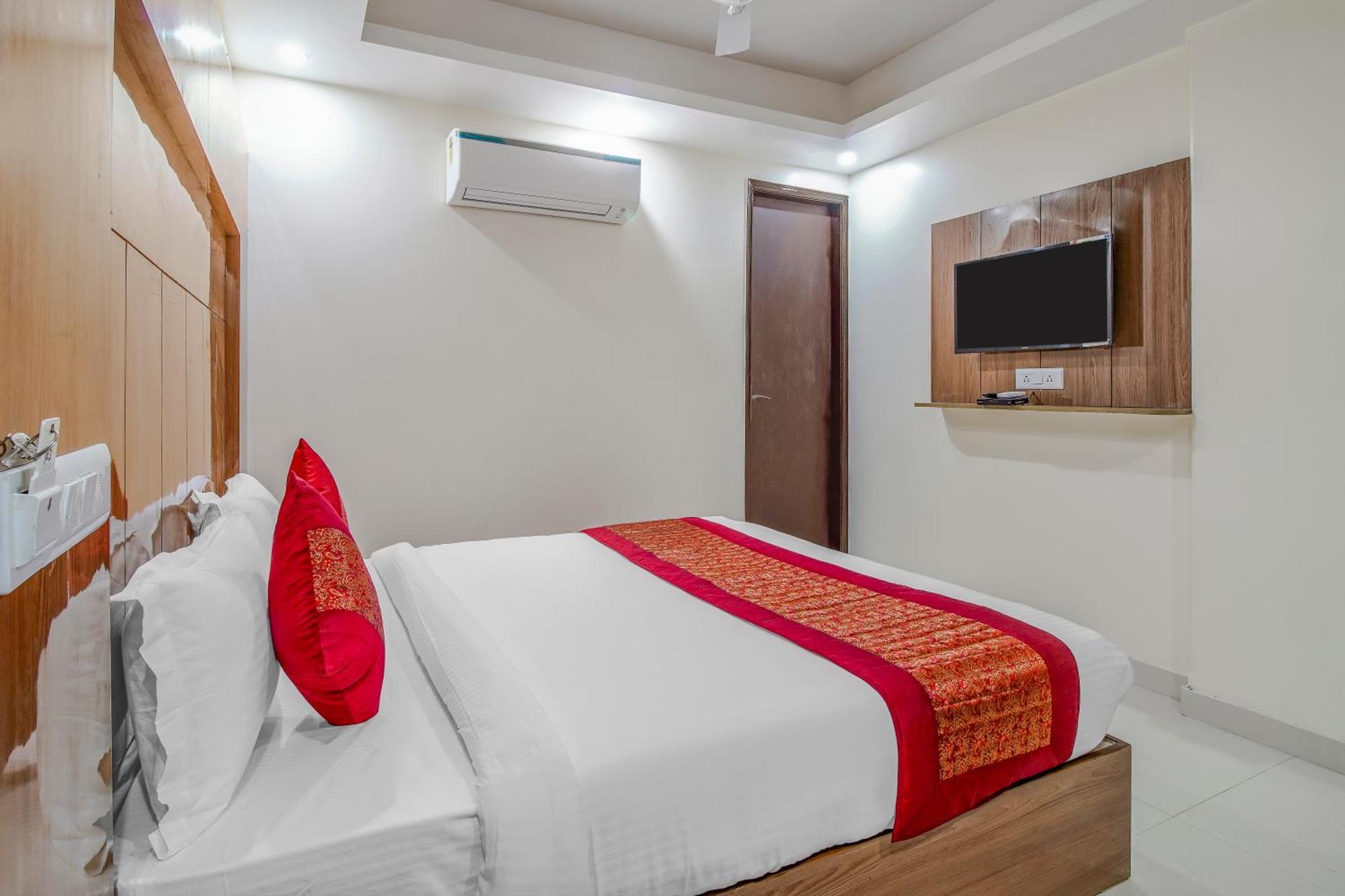 Airport Hotel Mayank Residency New Delhi Extérieur photo